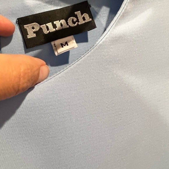 Francesca’s collection punch pretty baby blue balloon sleeve w/ cutouts top Med - Picture 9 of 10